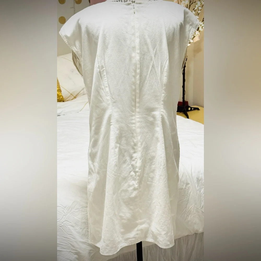 Old Navy Ivory Eyelet Lace Shift Dress Medium - Picture 3 of 6